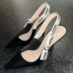 100% authentic Christian Dior logo heels
